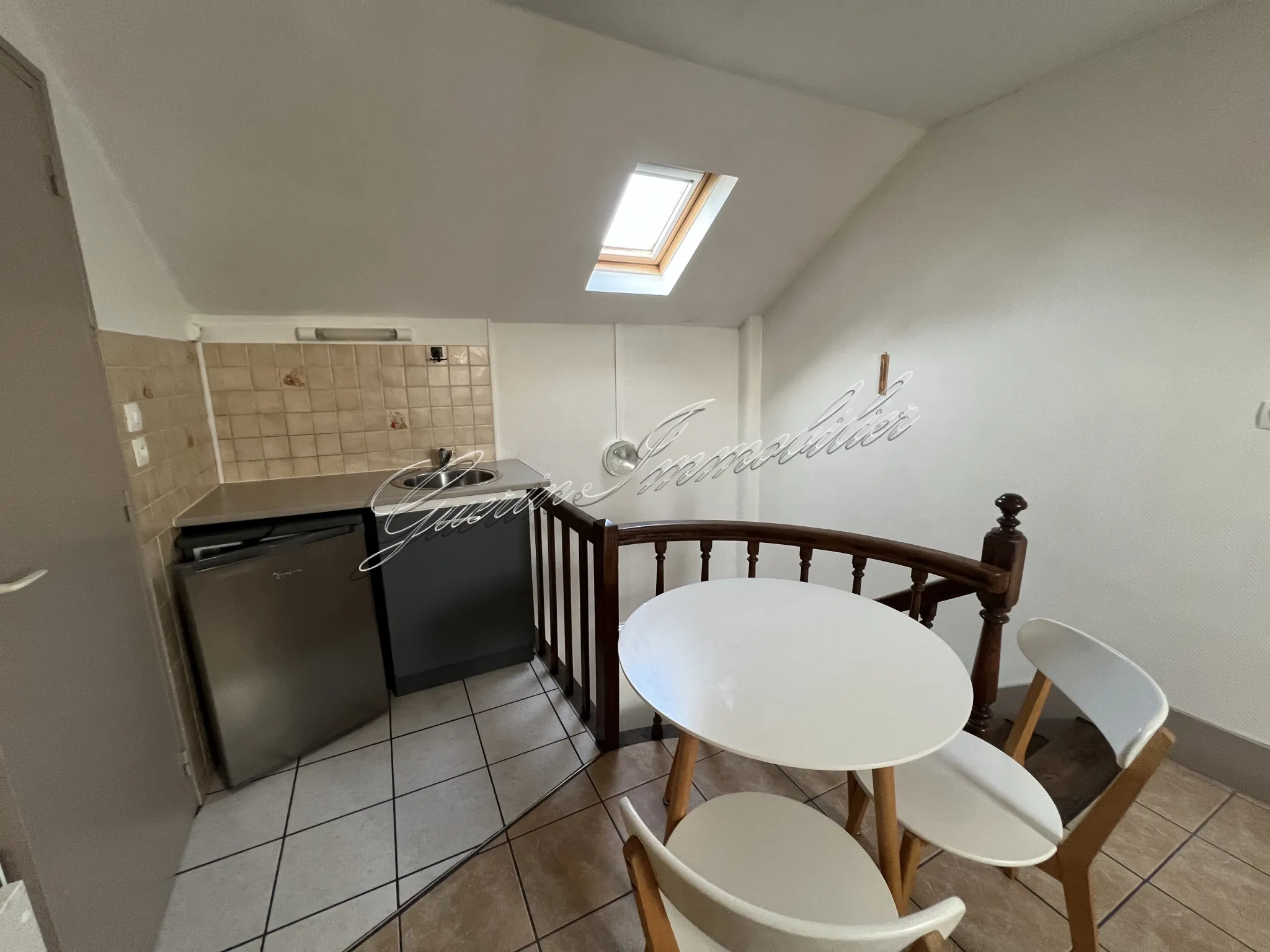 Investment Opportunity in Nevers - Charming 3-Studio Building 