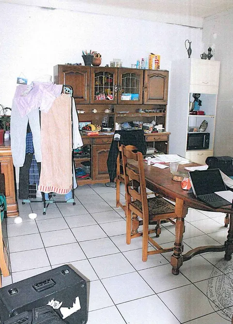 Appartement T6 à Regny avec 5 Chambres 