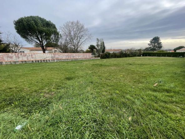 Terrain à vendre à Meschers Sur Gironde de 1000 m²