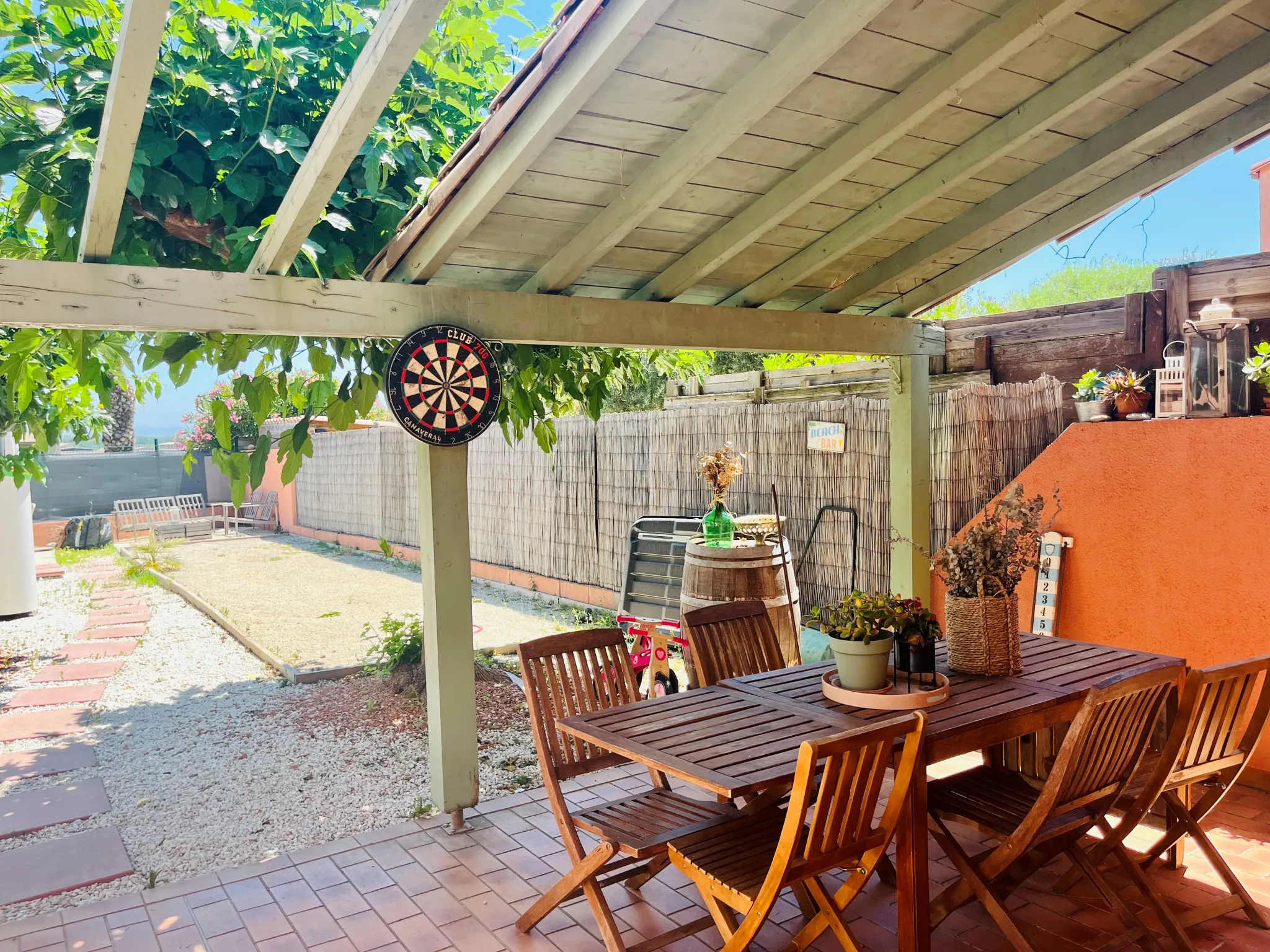 Charmante Maison avec Jardin et Garage à Villeneuve-De-La-Raho 