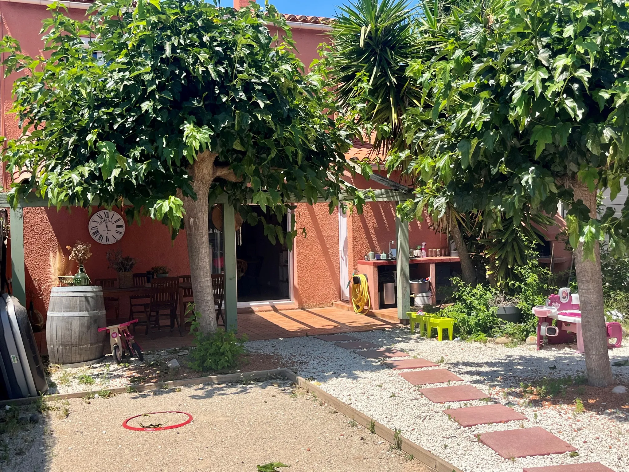 Charmante Maison avec Jardin et Garage à Villeneuve-De-La-Raho 