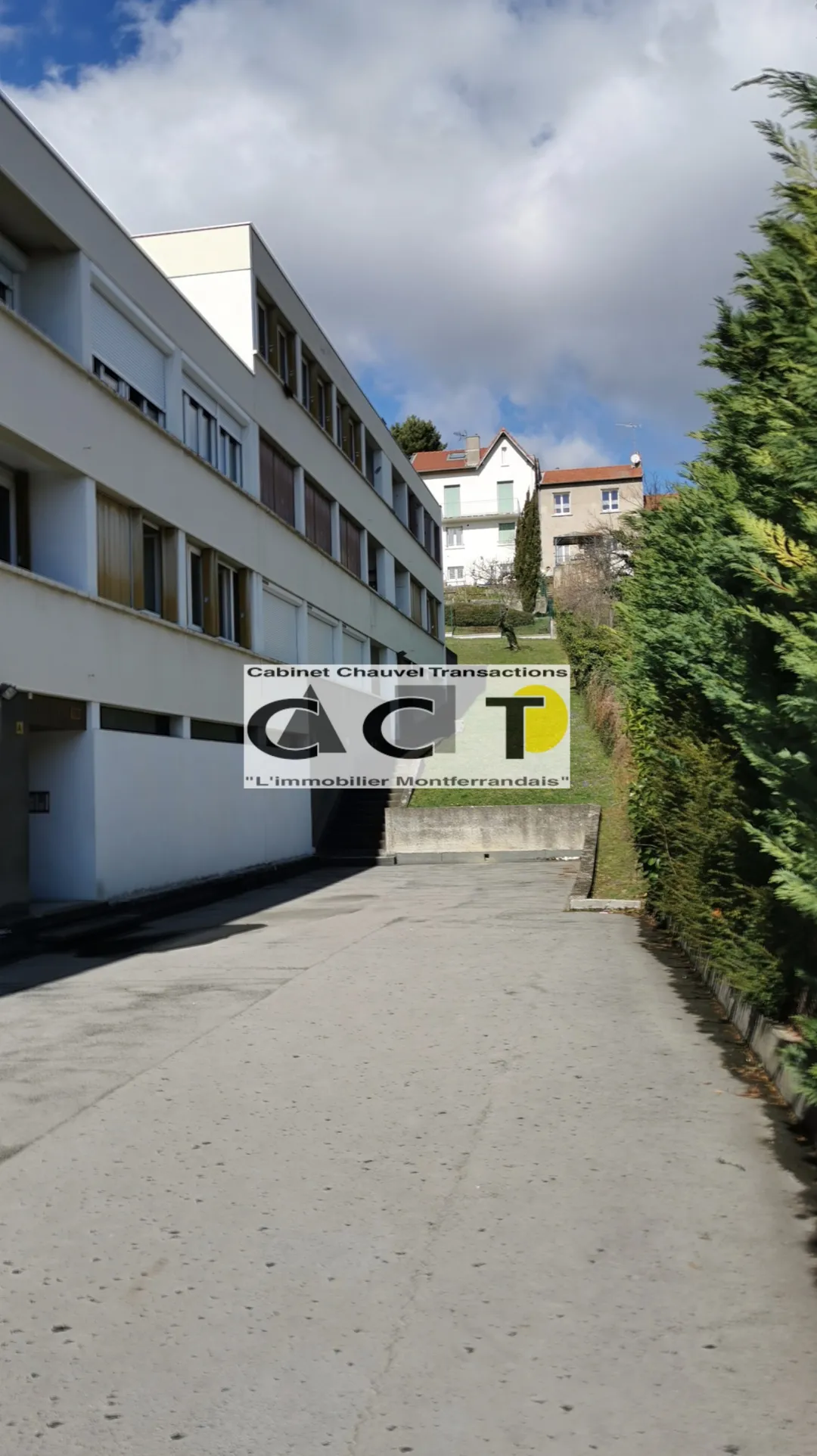 Appartement une chambre à Clermont-Ferrand 