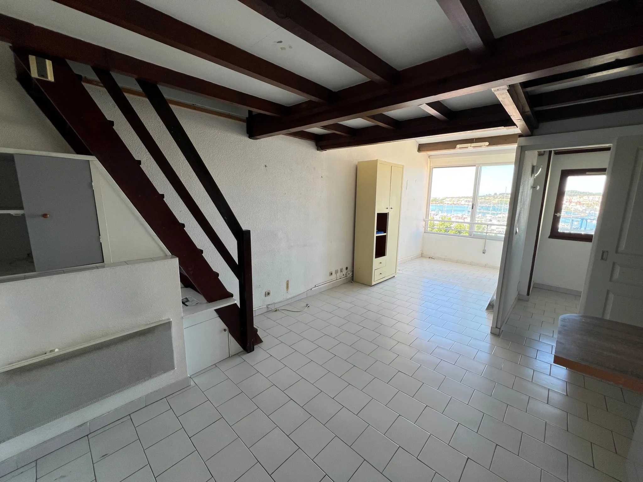 Vente - Cap d'Agde - T2 Mezzanine + Parking + Piscine Quartier Falaises 