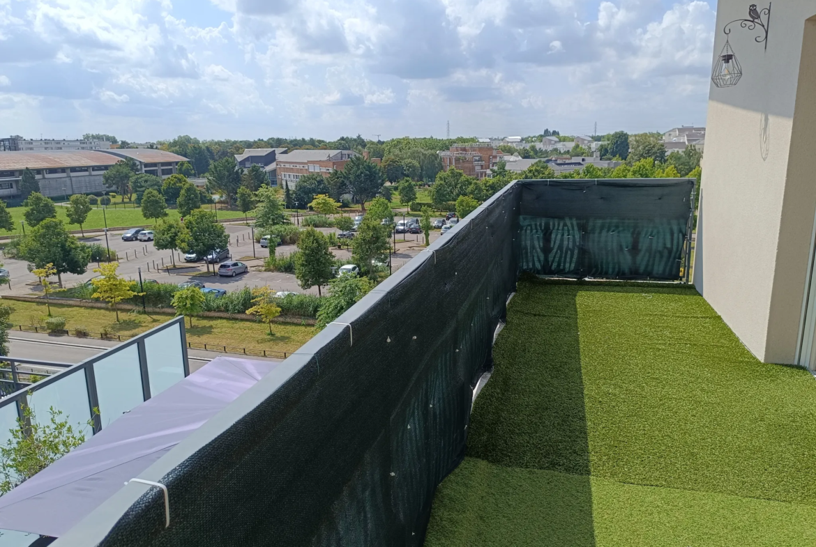 Appartement 72m2 avec terrasse dernier étage à Trappes 