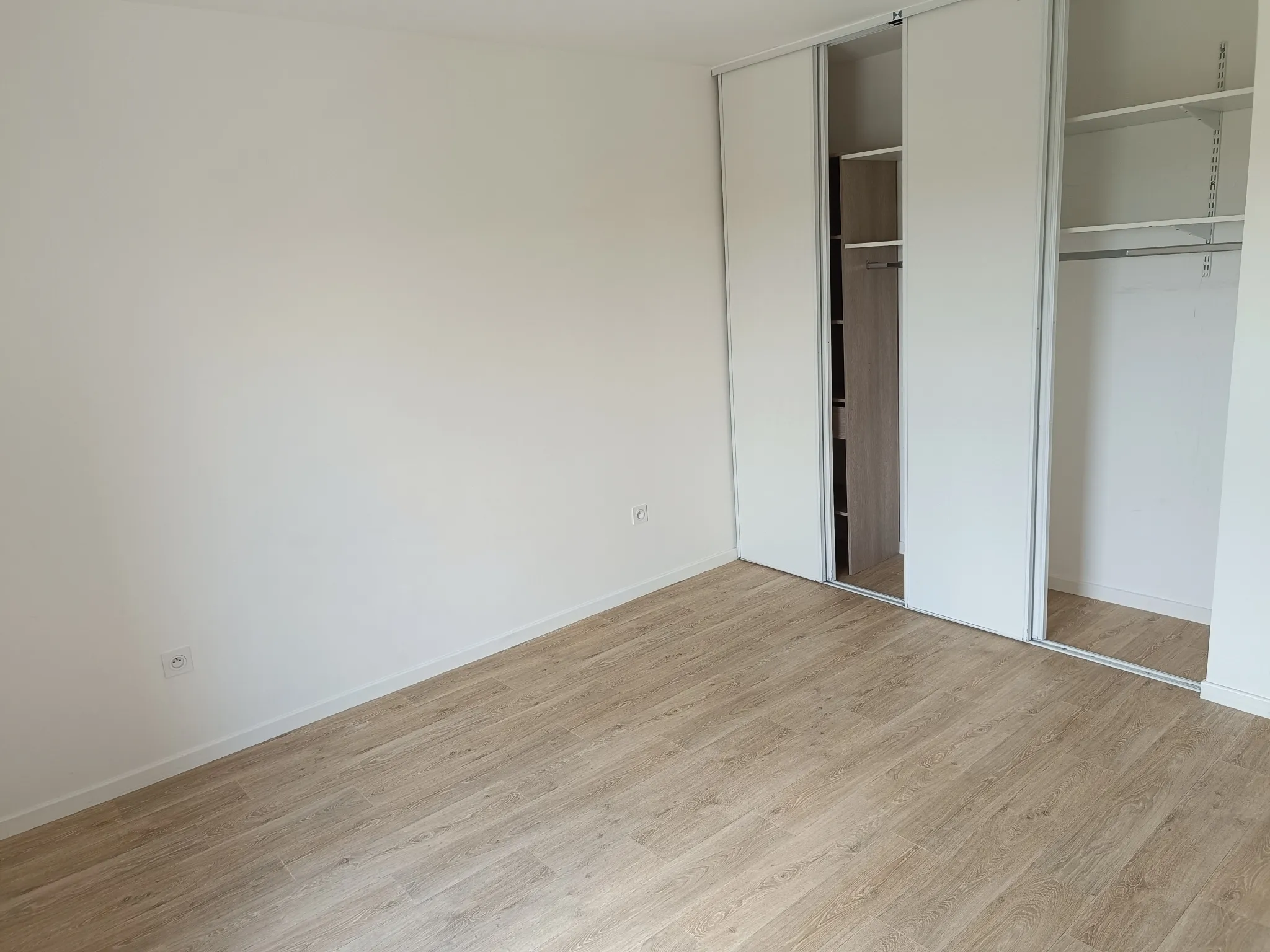 Appartement 72m2 avec terrasse dernier étage à Trappes 