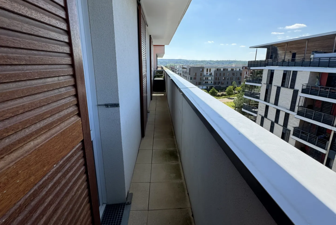 Appartement T4 de 80m2 avec terrasse à Cergy 