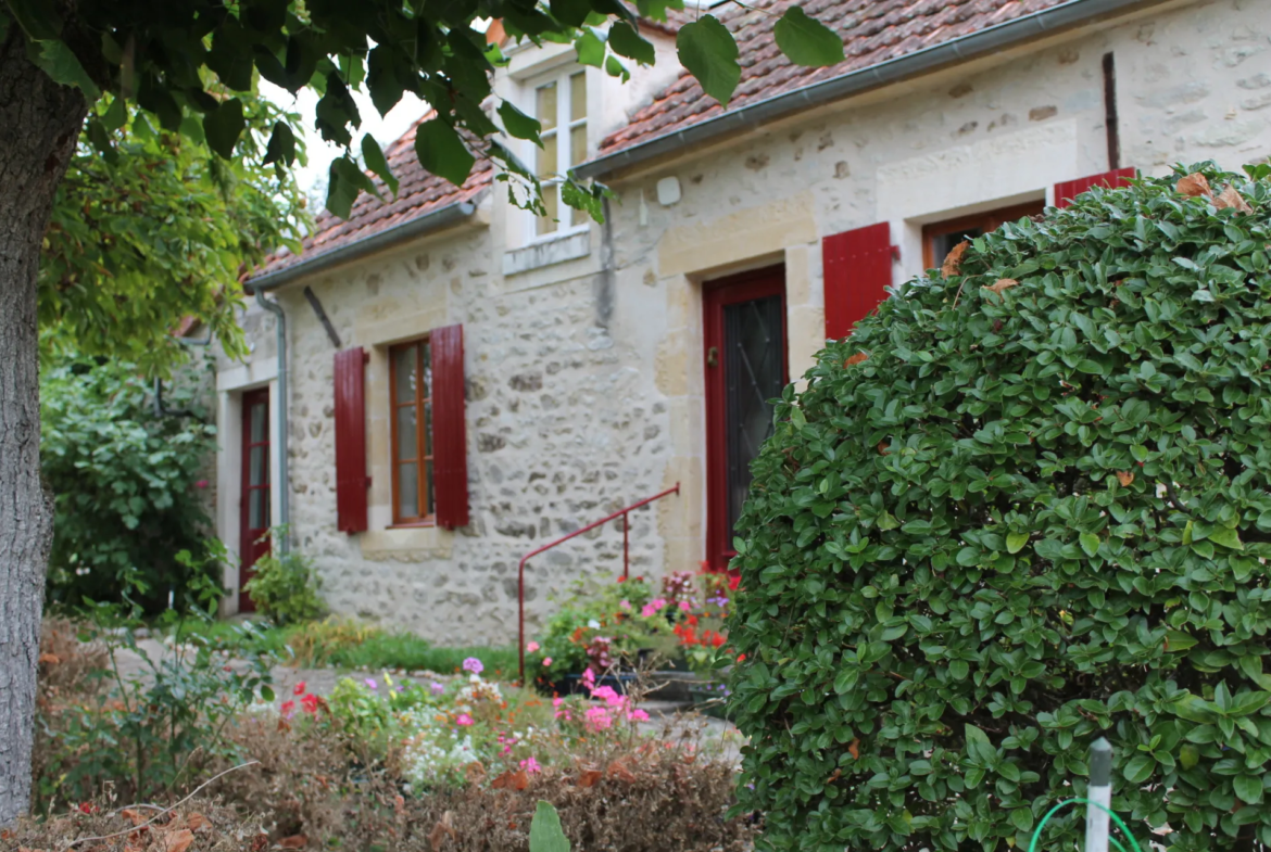 Fermette à Vicq - Exemplet avec 2 Maisons et Gîte 