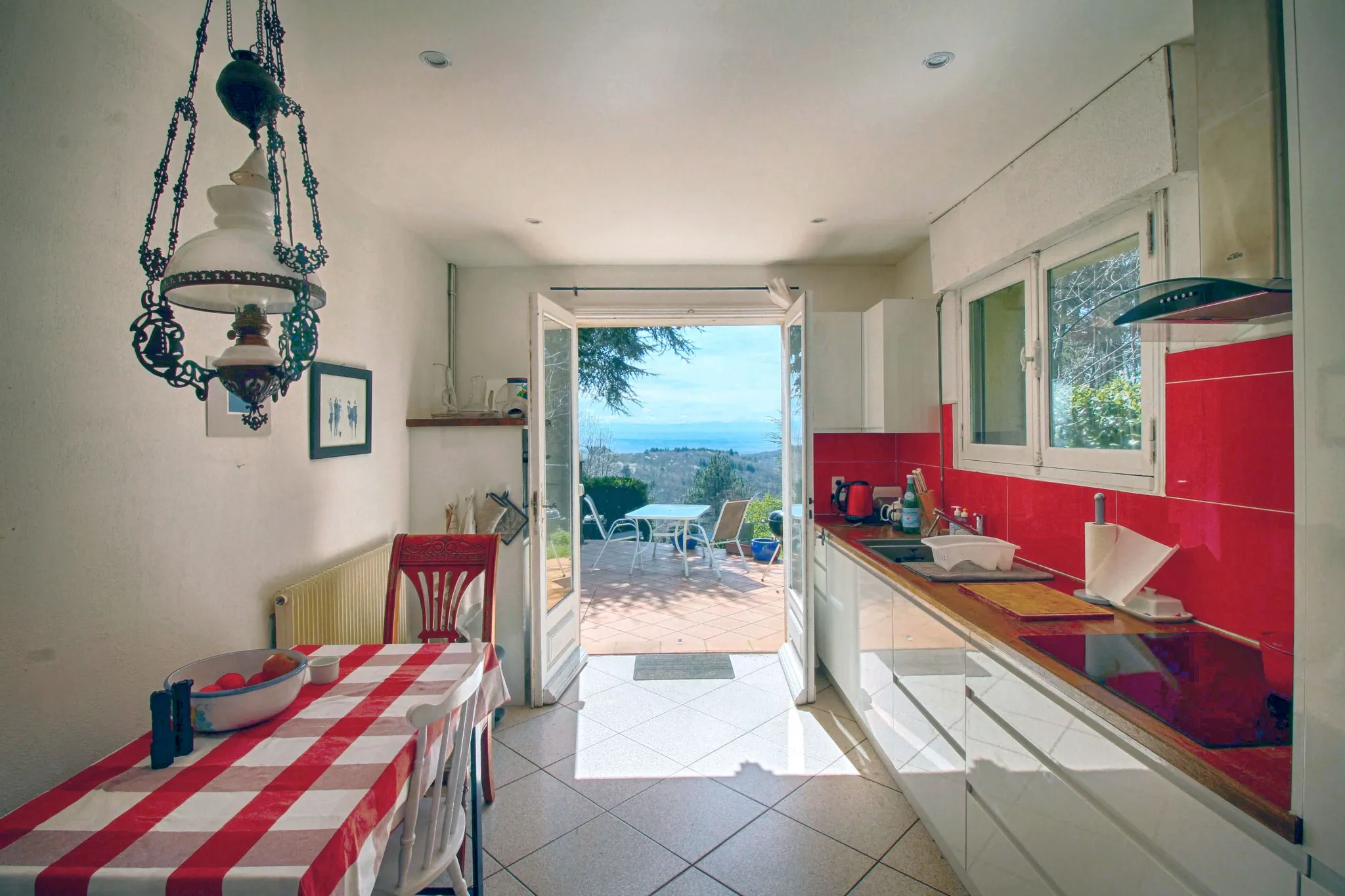 Maison d'artiste spacieuse avec vue panoramique à Cuxac cabardes 