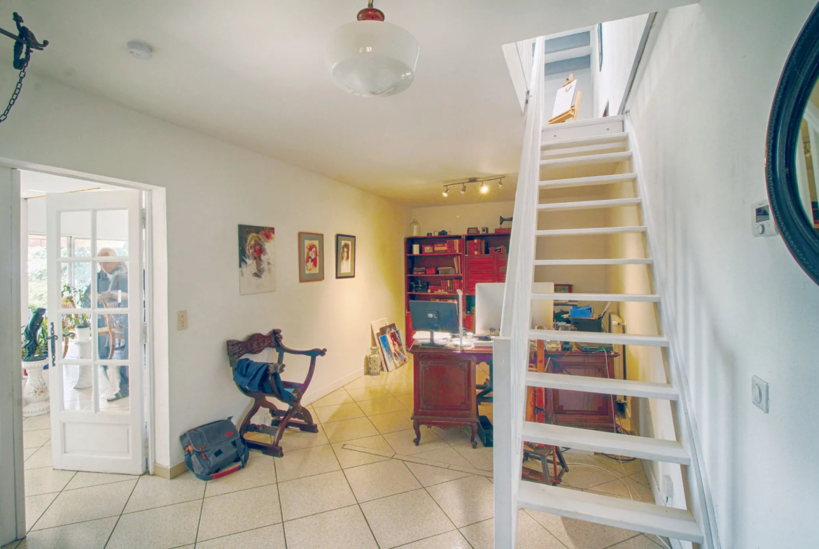 Maison d'artiste spacieuse avec vue panoramique à Cuxac cabardes 