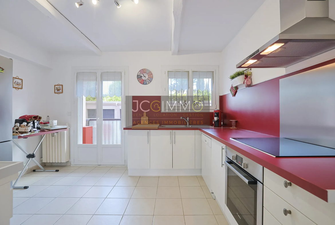 Appartement T3 au Rez-de-Chaussée avec 2 Extérieurs et Loggia - La Garde 