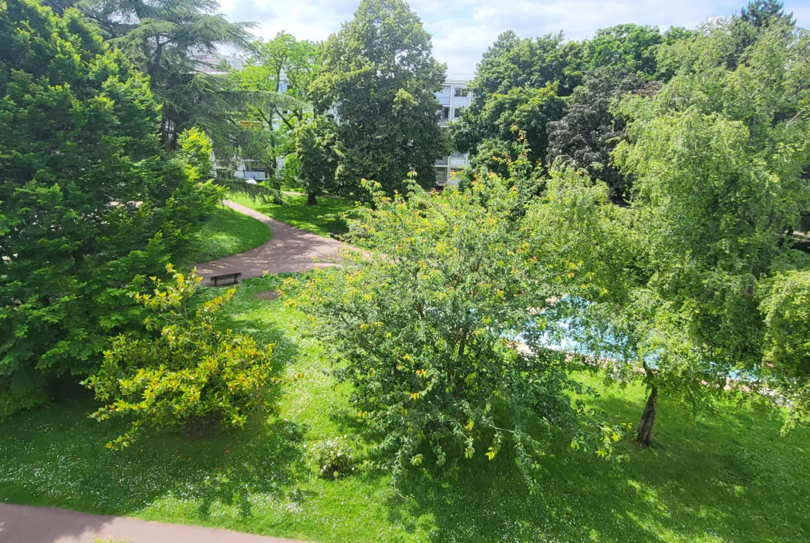 Appartement familial avec vue sur parc à Marly-le-Roi 