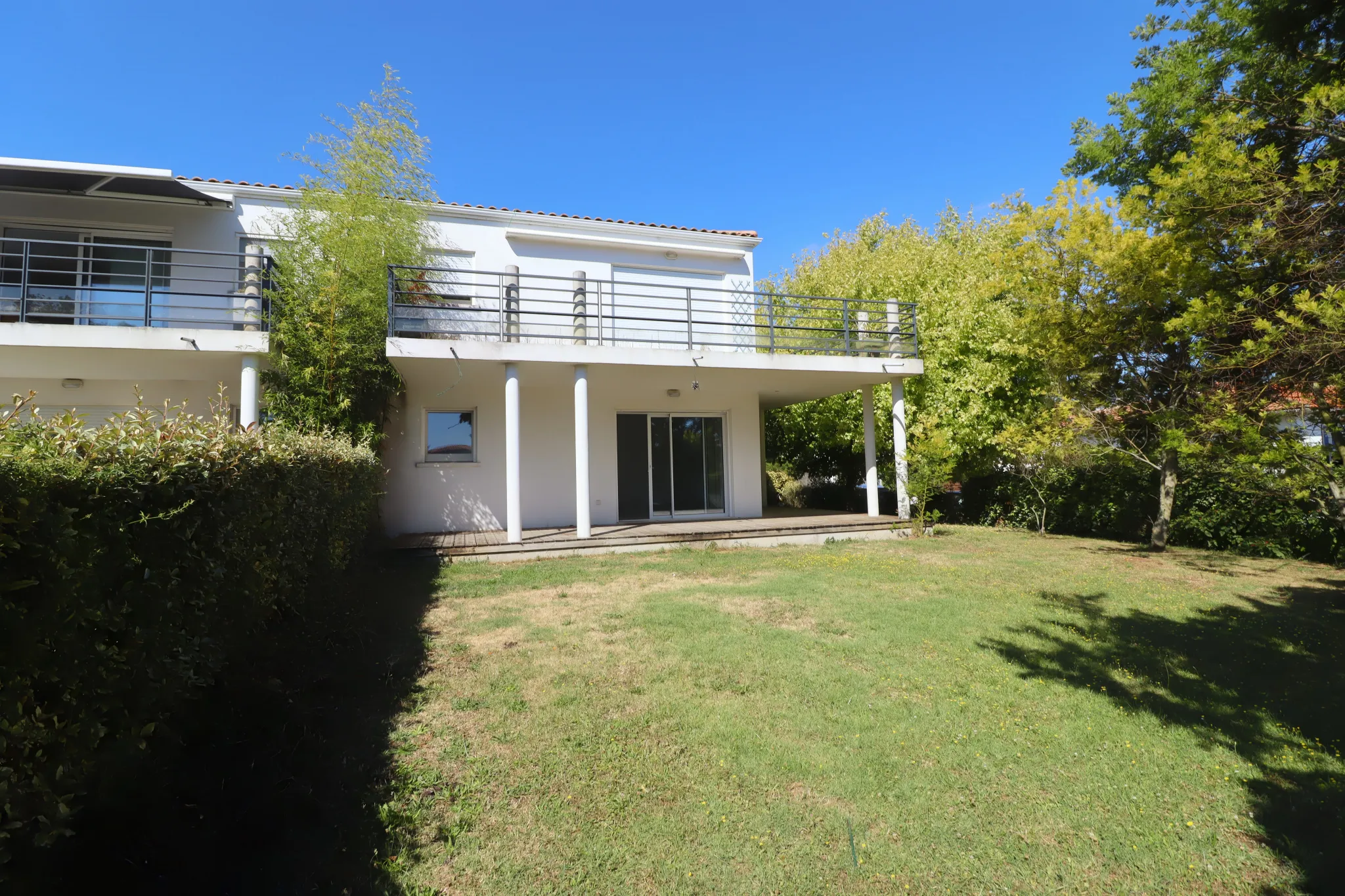 Appartement exceptionnel à Meschers-sur-Gironde avec 2 chambres et jardin 