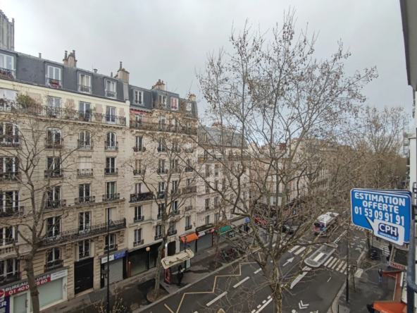 Studio lumineux de 17m2 à Paris