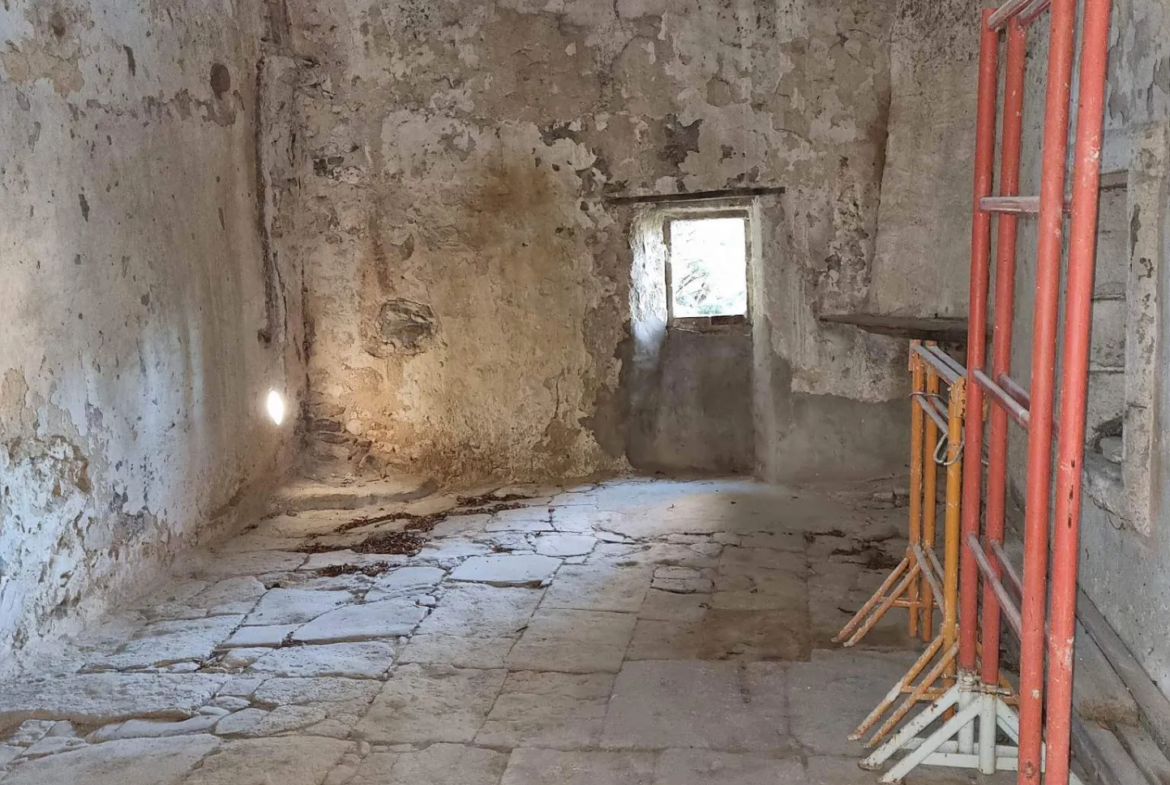 Renovation Project: Former Magnaneraie in Saint Hippolyte de Montaigu 