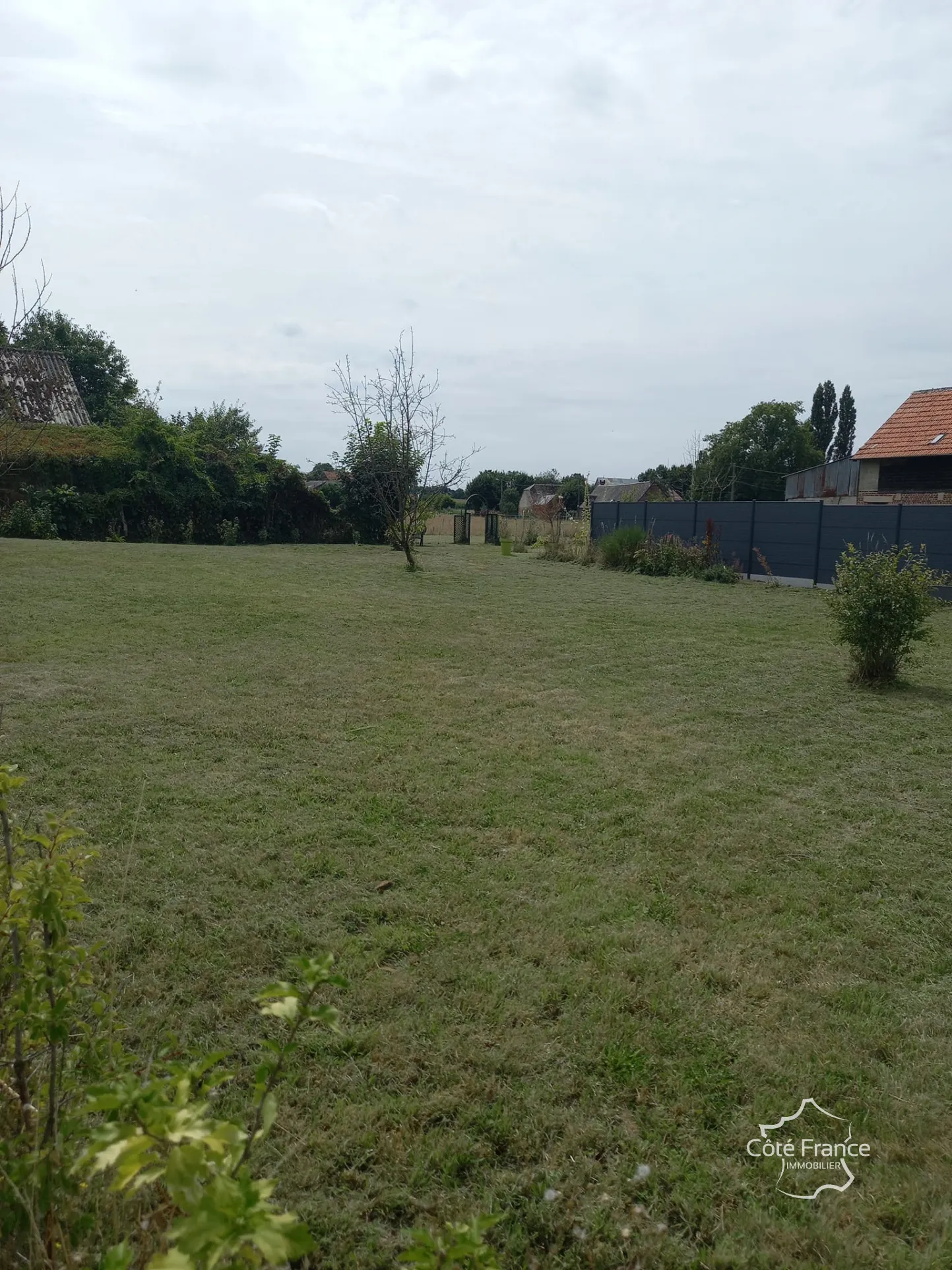 Terrain Constructible à Marly gomont, Aisne : 1 124m2 - 18 000 euros 