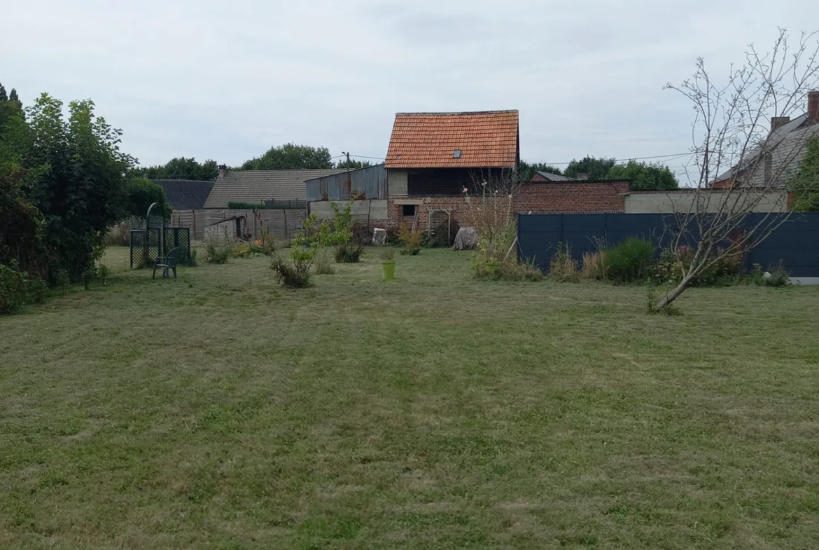 Terrain Constructible à Marly gomont, Aisne : 1 124m2 - 18 000 euros 