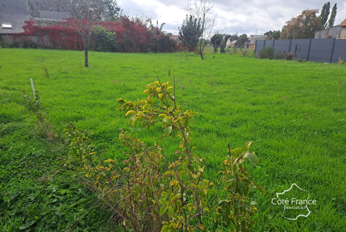 Terrain Constructible à Marly gomont, Aisne : 1 124m2 - 18 000 euros 