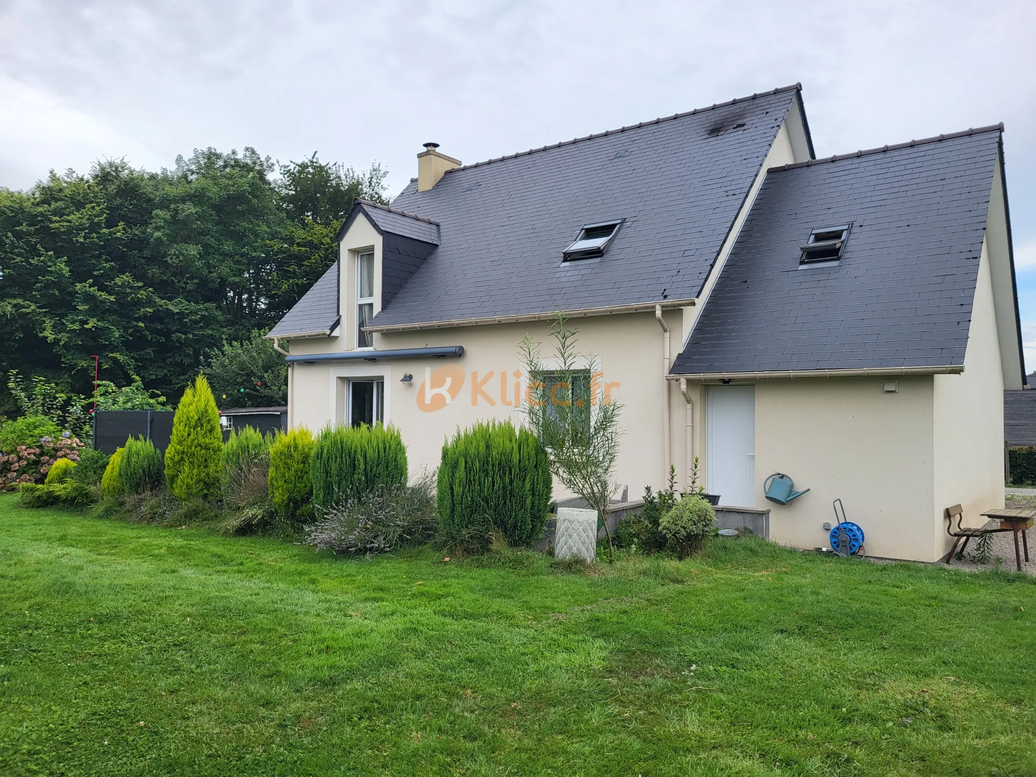 Belle Maison de 122 m2 à Yvetot avec Terrasse et Garage 