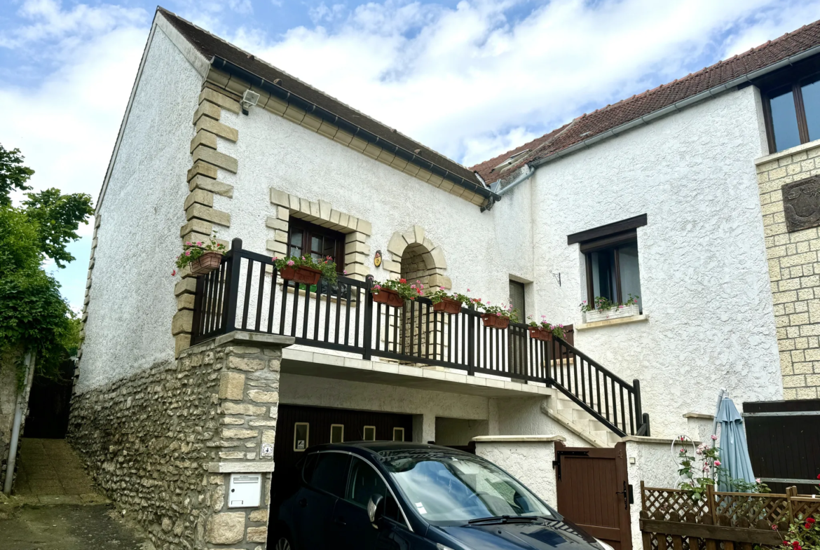 Belle Maison de 120m2 avec Jardin et Garage à Issou 