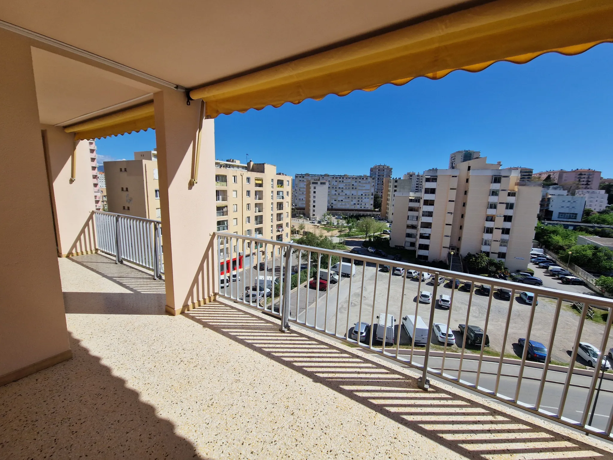 Vente appartement F4 Binda Ajaccio avec balcon terrasse 