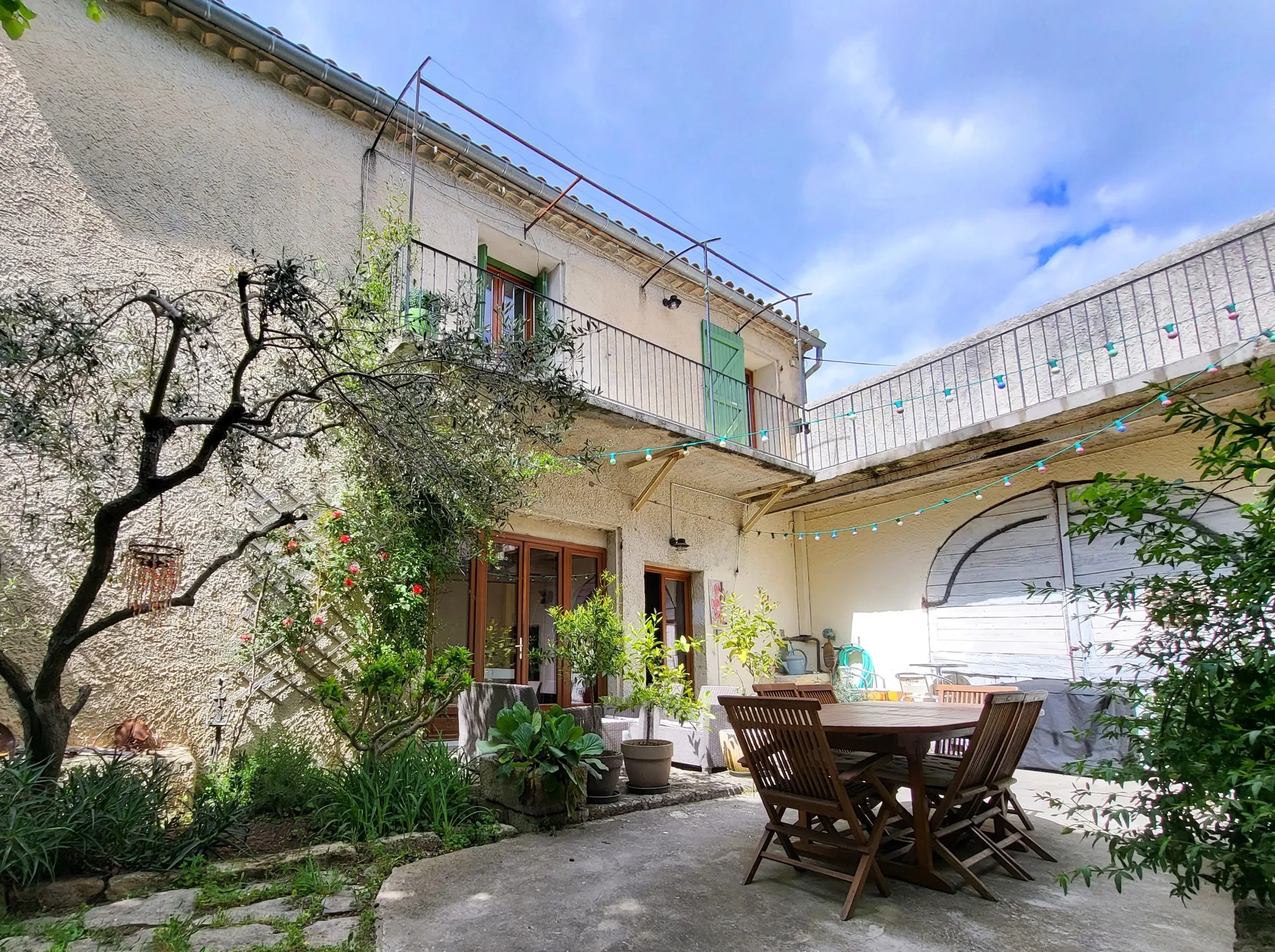 Maison vigneronne rénovée à Aujargues 