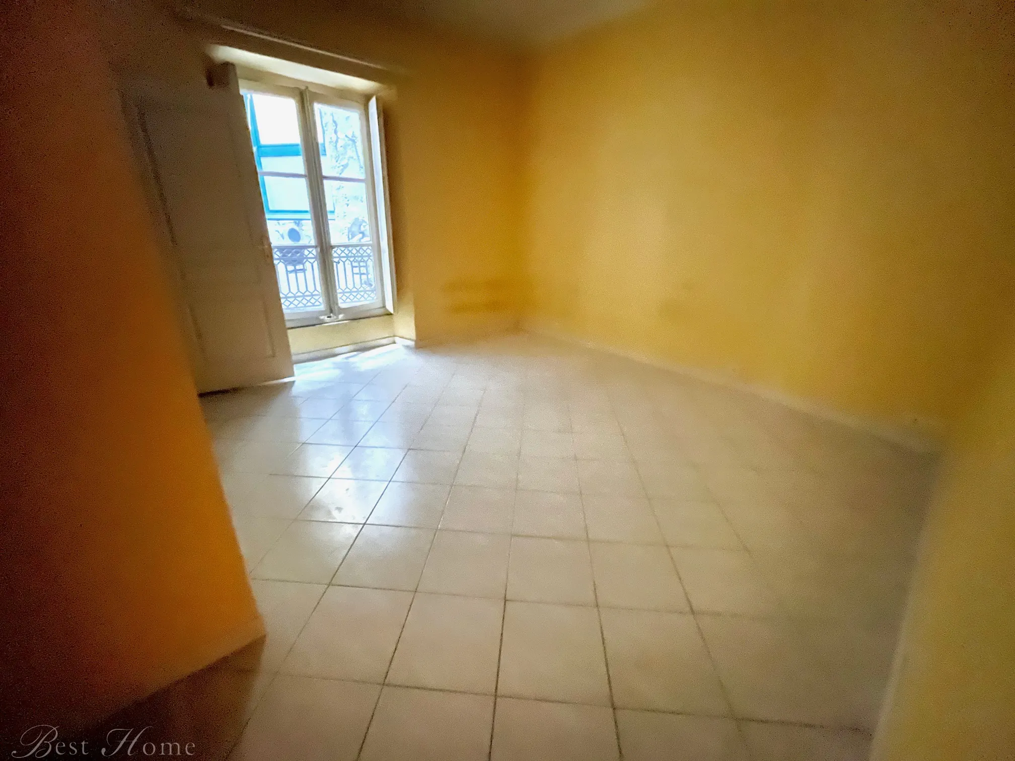 Appartement 68m2 à Nîmes avec balcon et cave 