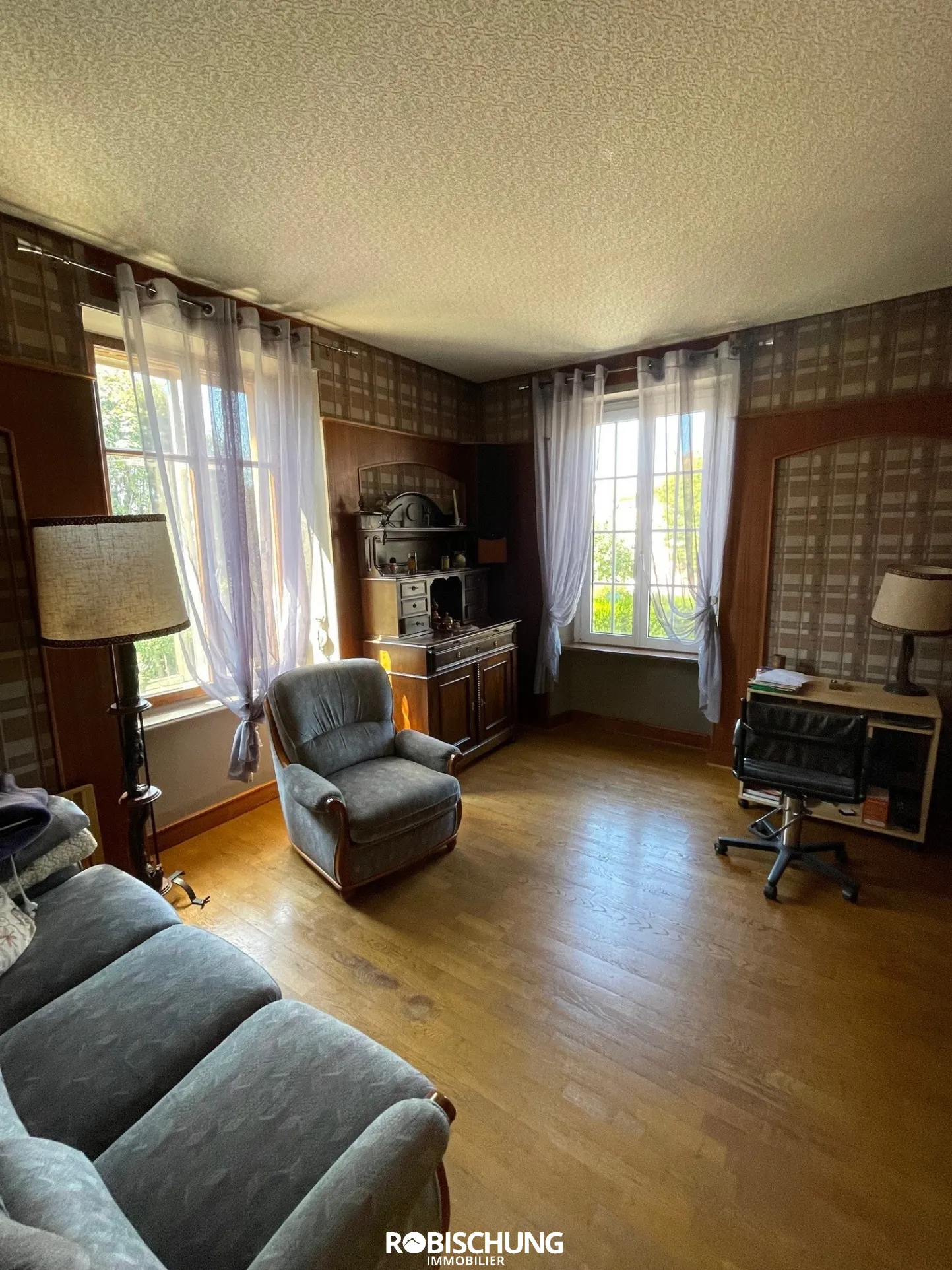 Maison 186m2 à Montreux vieux avec 3 chambres 