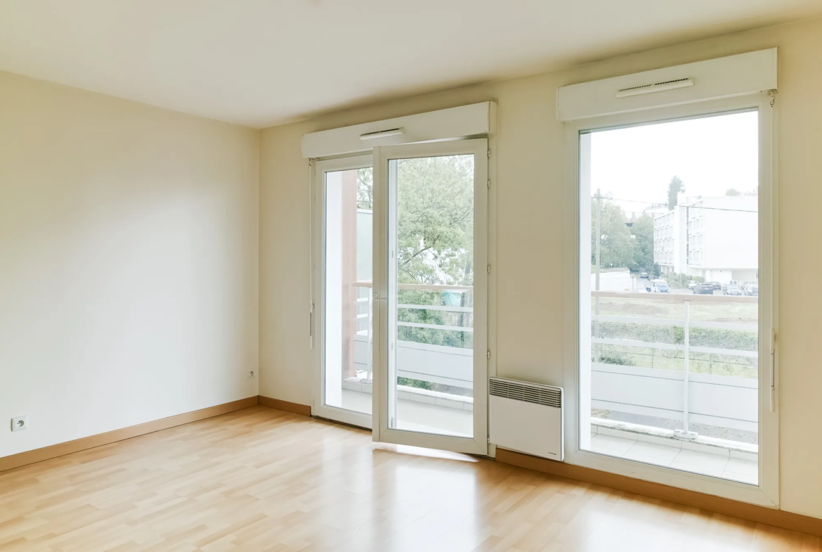 Appartement T1 à Choisy-Le-Roi - Spacieux avec Balcon 