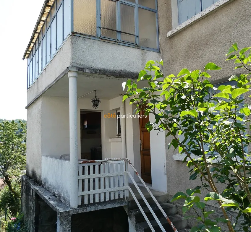 Charmante maison à rénover avec jardin à Tulle 