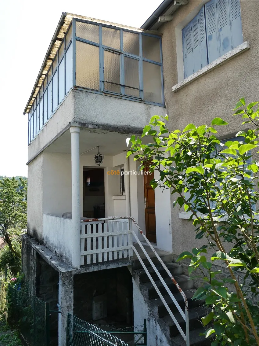 Charmante maison à rénover avec jardin à Tulle 