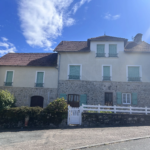 Maison de caractère dans le centre-bourg de GOULLES