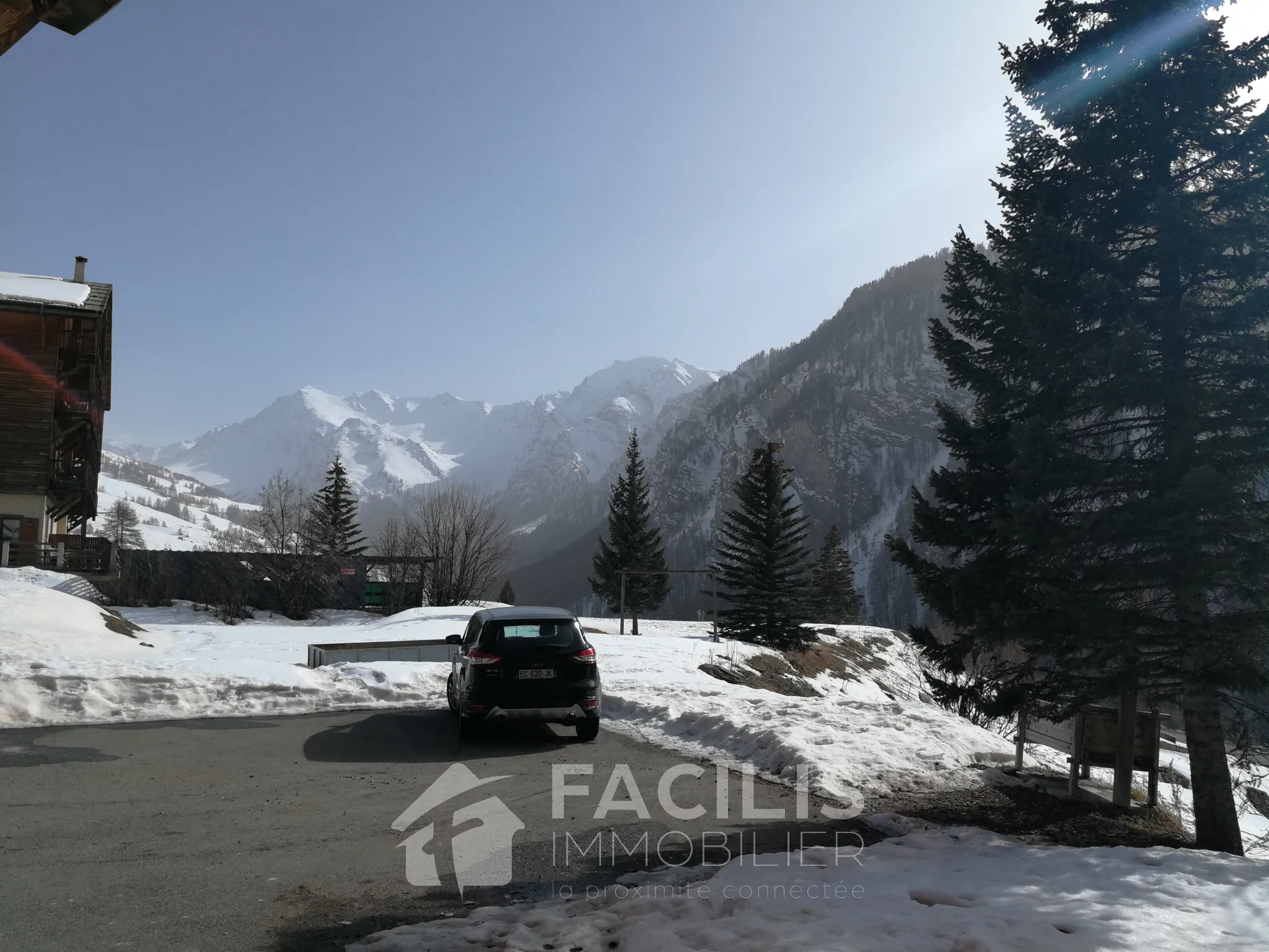 Appartement deux pièces avec vue sur les montagnes à Saint Véran 