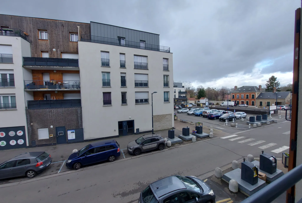 Appartement 2 pièces avec balcon à Rosny-Sur-Seine 