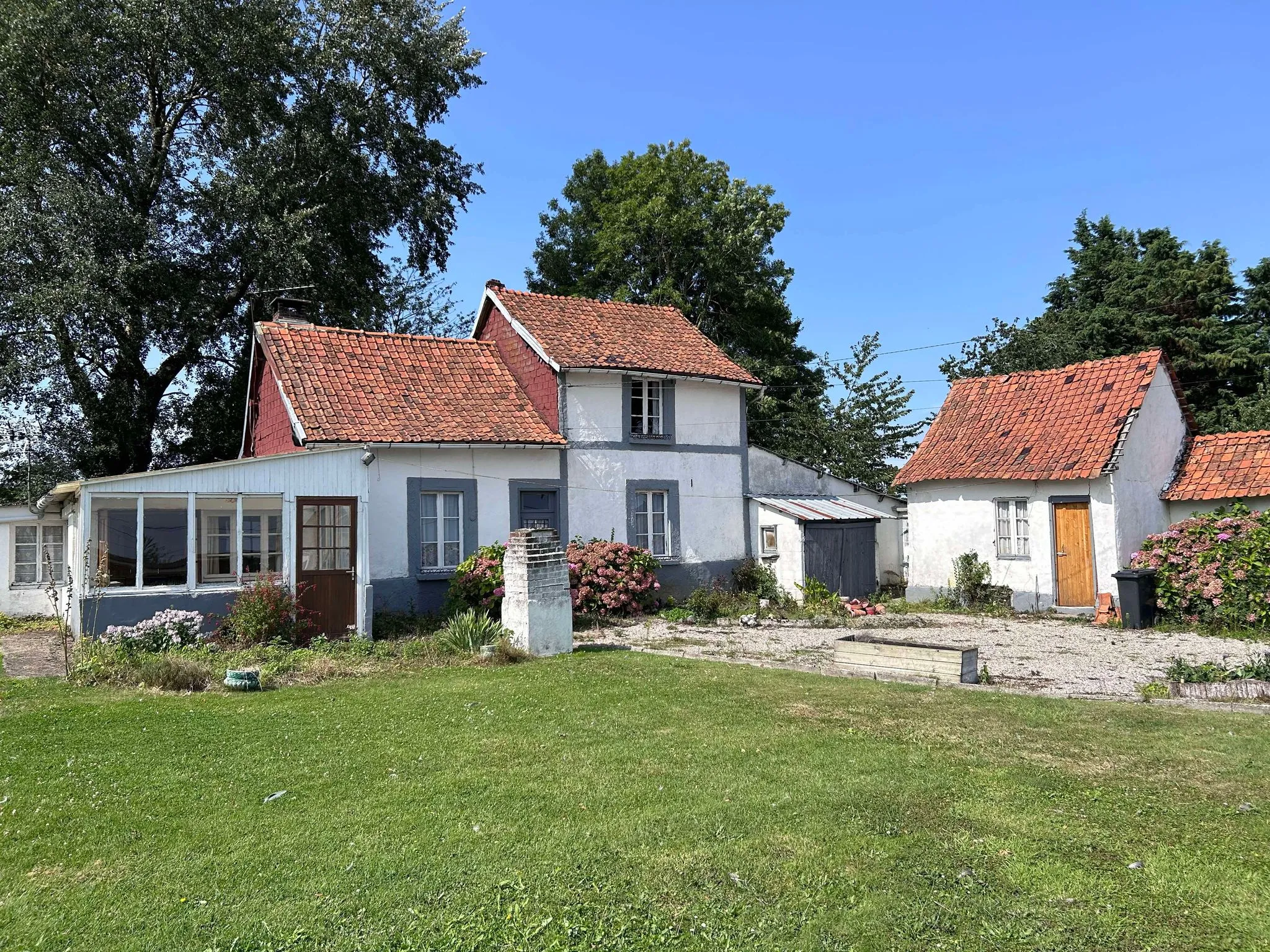 Maison à rénover sur Maison-Ponthieu avec terrain de 1217m2 