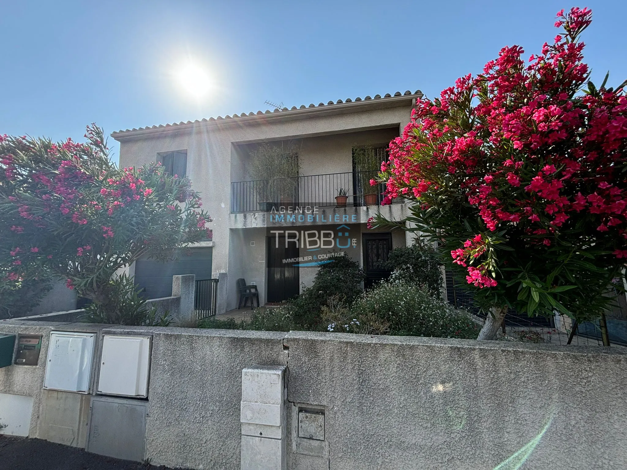 Villa 5 Chambres avec Jardin et Garage à Perpignan 