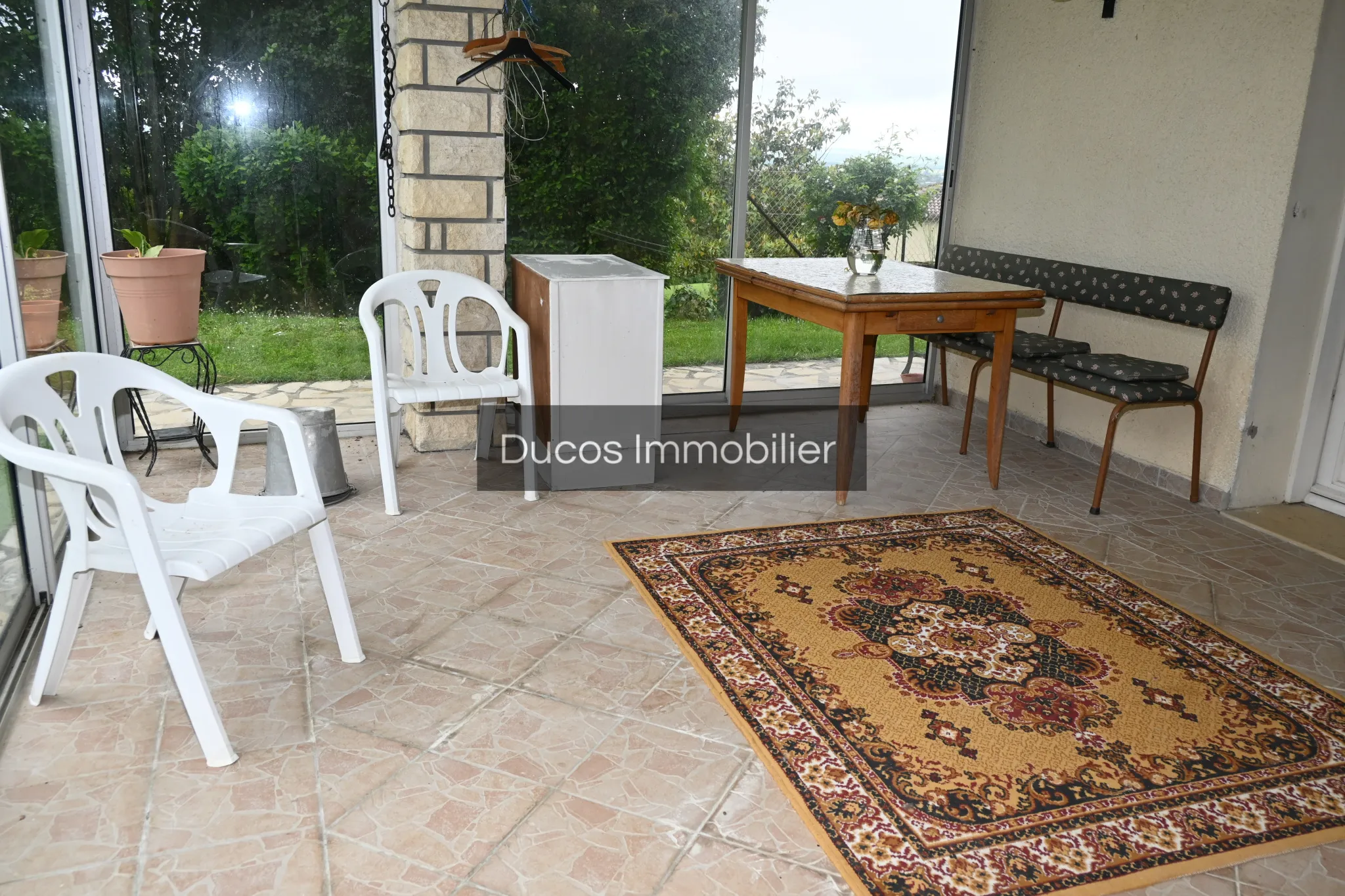 Maison avec vue sur Marmande et piscine à Beaupuy 