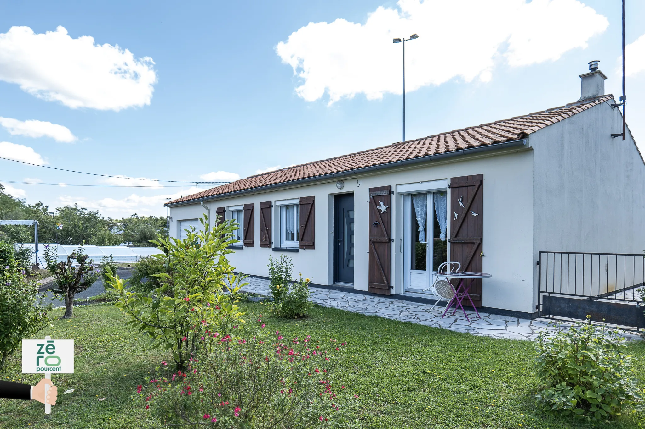 Maison lumineuse avec piscine à La Chaize-le-vicomte 