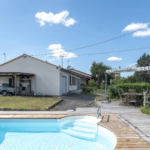 Maison lumineuse avec piscine à La Chaize-le-vicomte