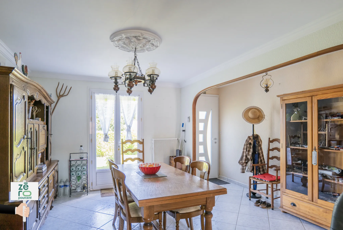 Maison lumineuse avec piscine à La Chaize-le-vicomte 