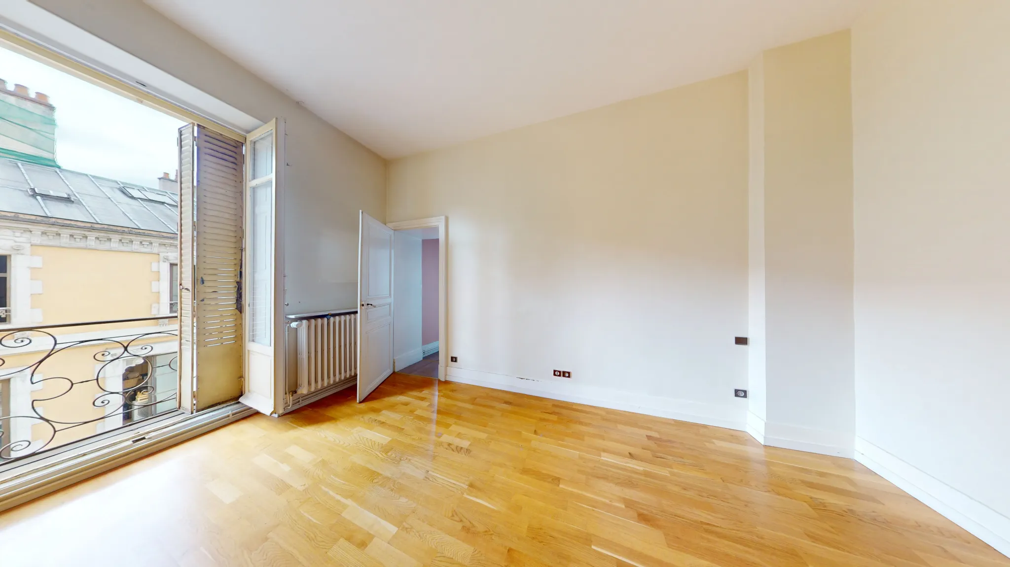 Bel appartement en rue piétonne à Dijon 