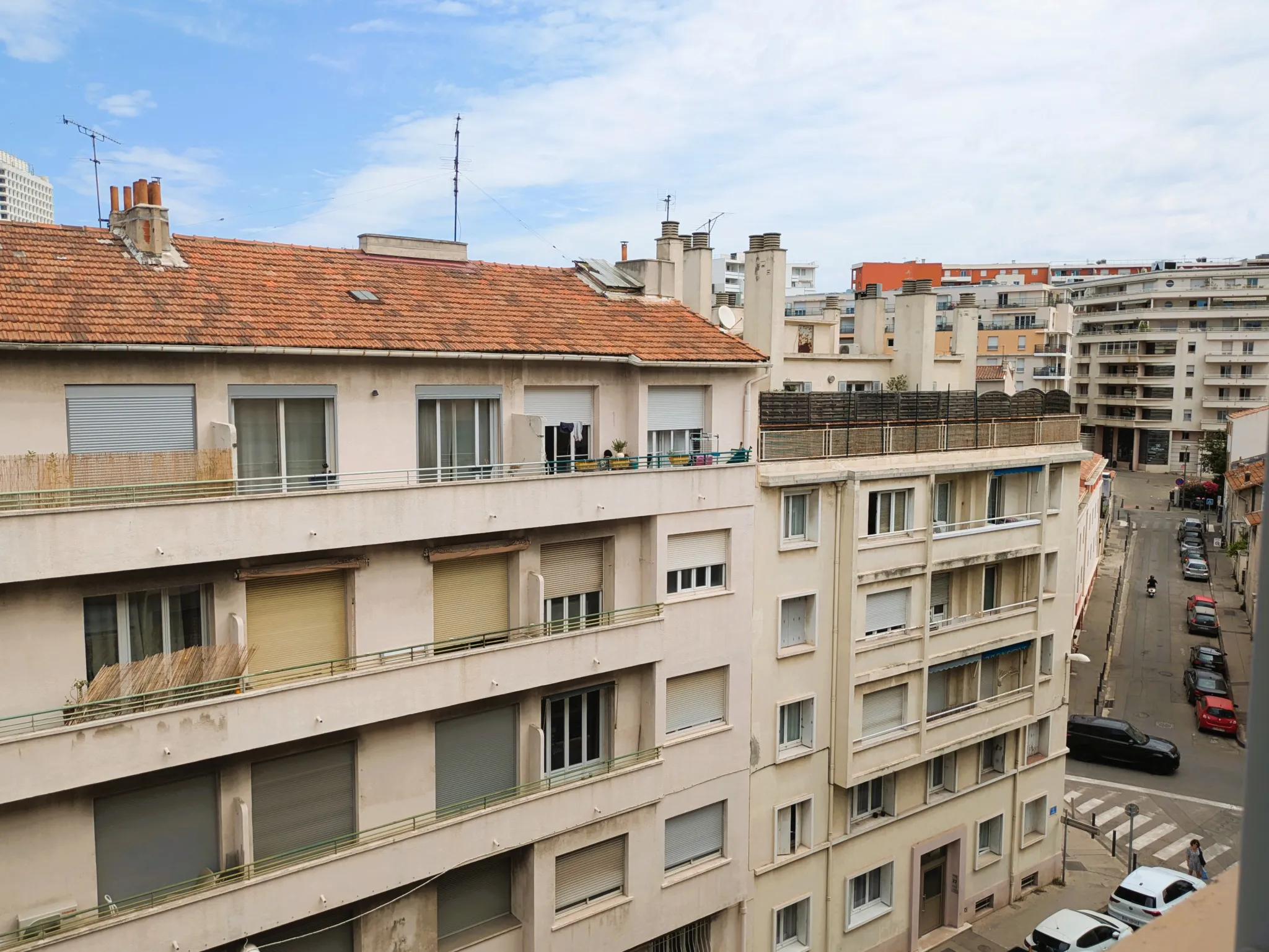 Appartement T3/4 avec Balcon et Parking à Marseille 