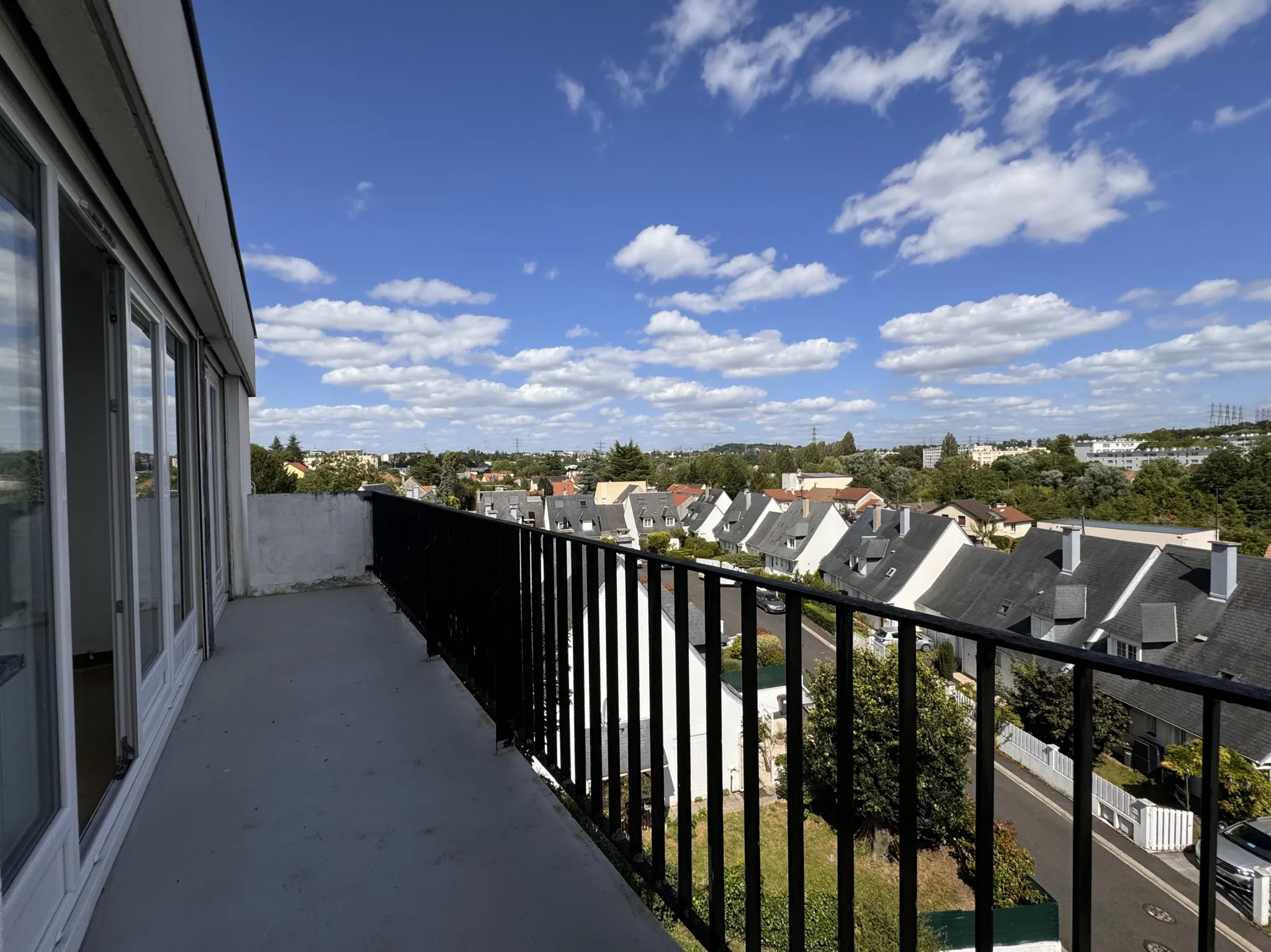 Appartement 4 Pièces avec Balcon à PALAISEAU-VILLEBON 