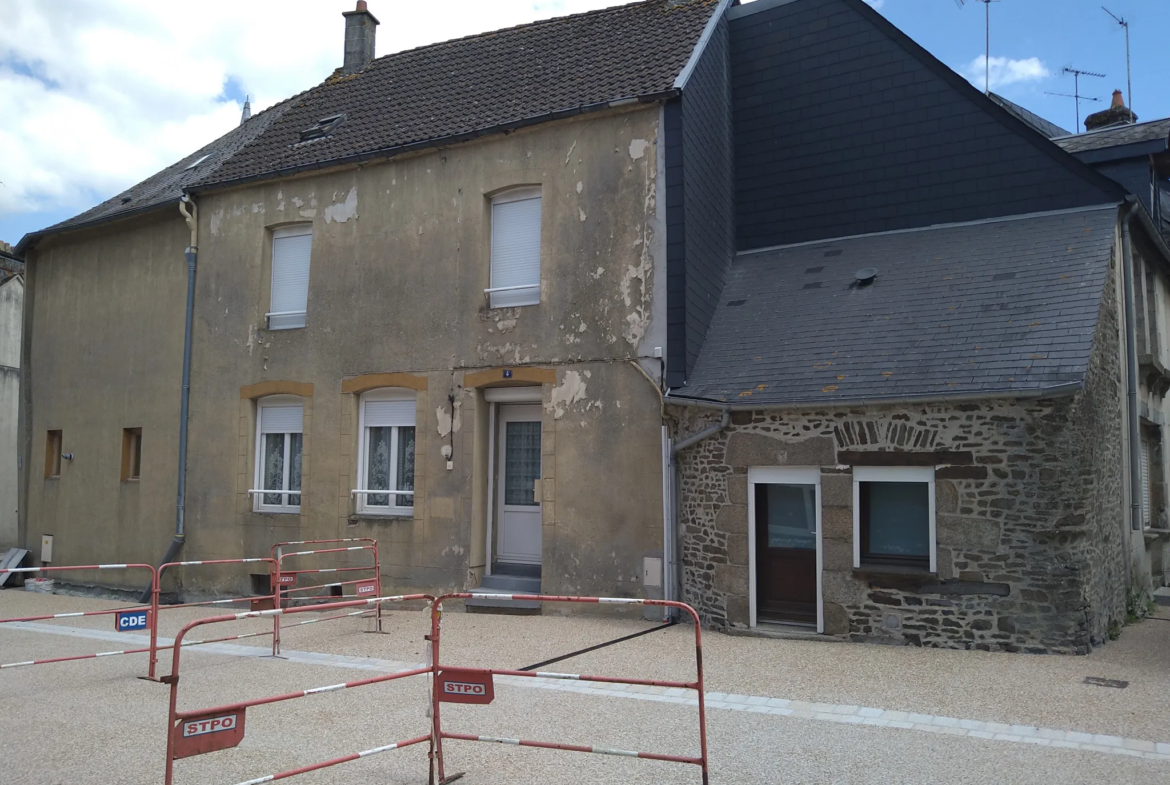 Maison de Bourg de 124 m2 à Pre en pail 