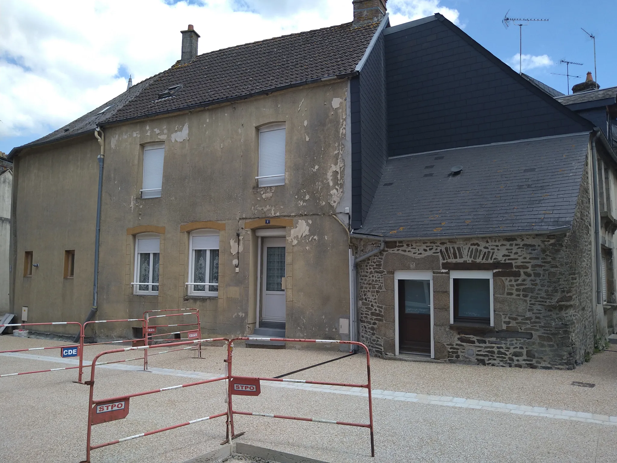 Maison de Bourg de 124 m2 à Pre en pail 