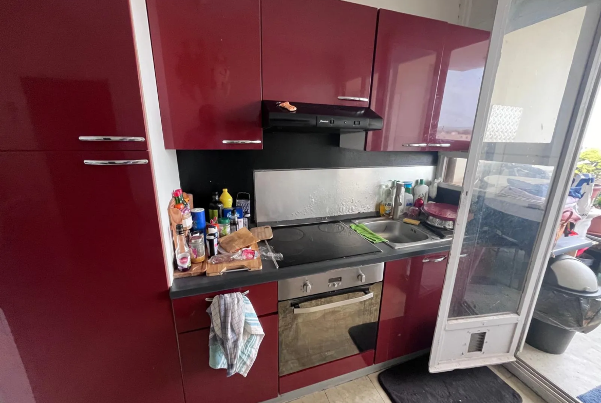 Appartement type 4 avec vue dégagée à Marignane 