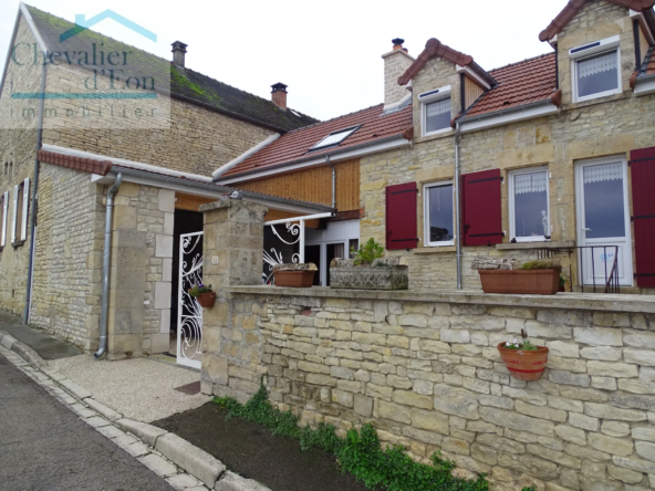 Maison de campagne SENNEVOY LE HAUT rénovée belles prestations, jardin sans vis-à-vis