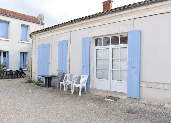 Appartement lumineux près des commerces et de la plage - 2 chambres - Parking