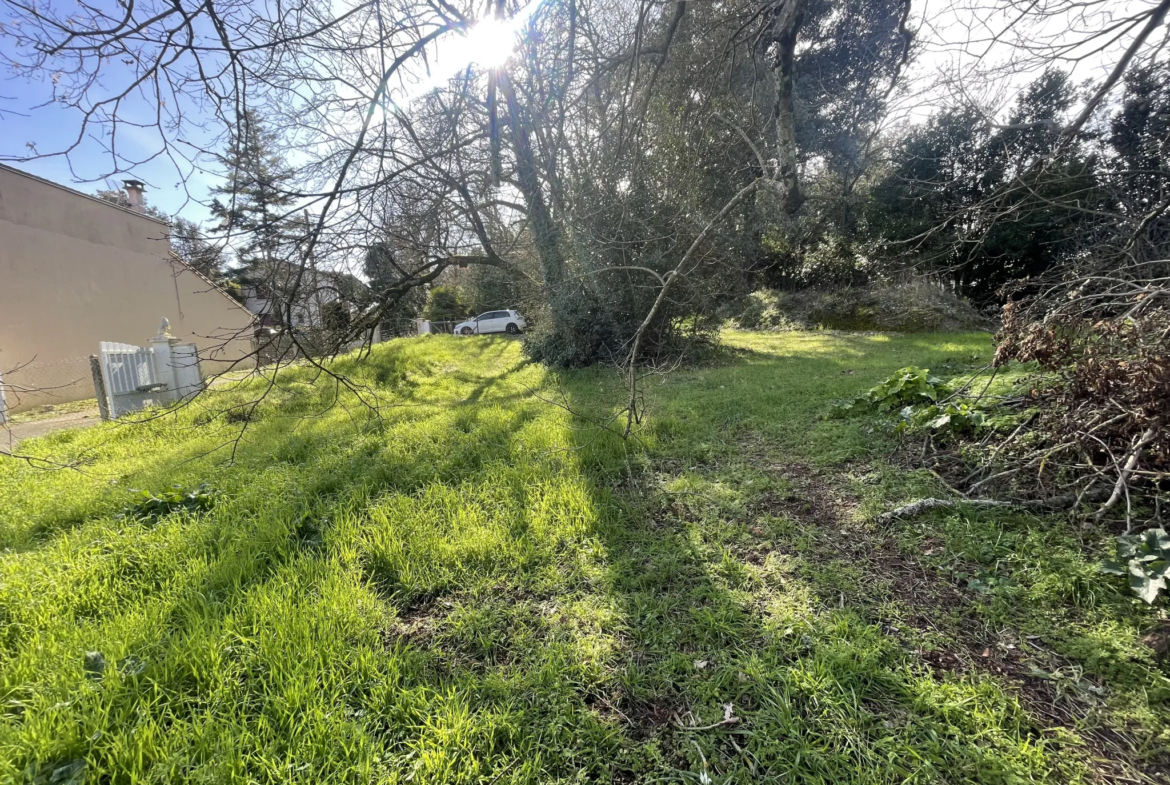 Belle maison de 80m2 sur terrain arboré à Meschers sur Gironde 