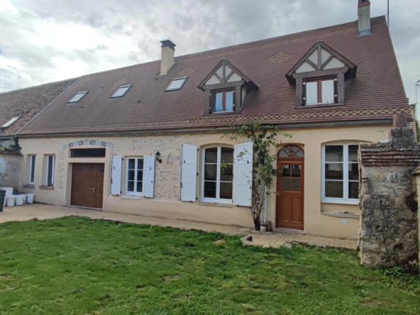 Belle maison ancienne rénovée à 20 min d'Angerville et d'Auneau