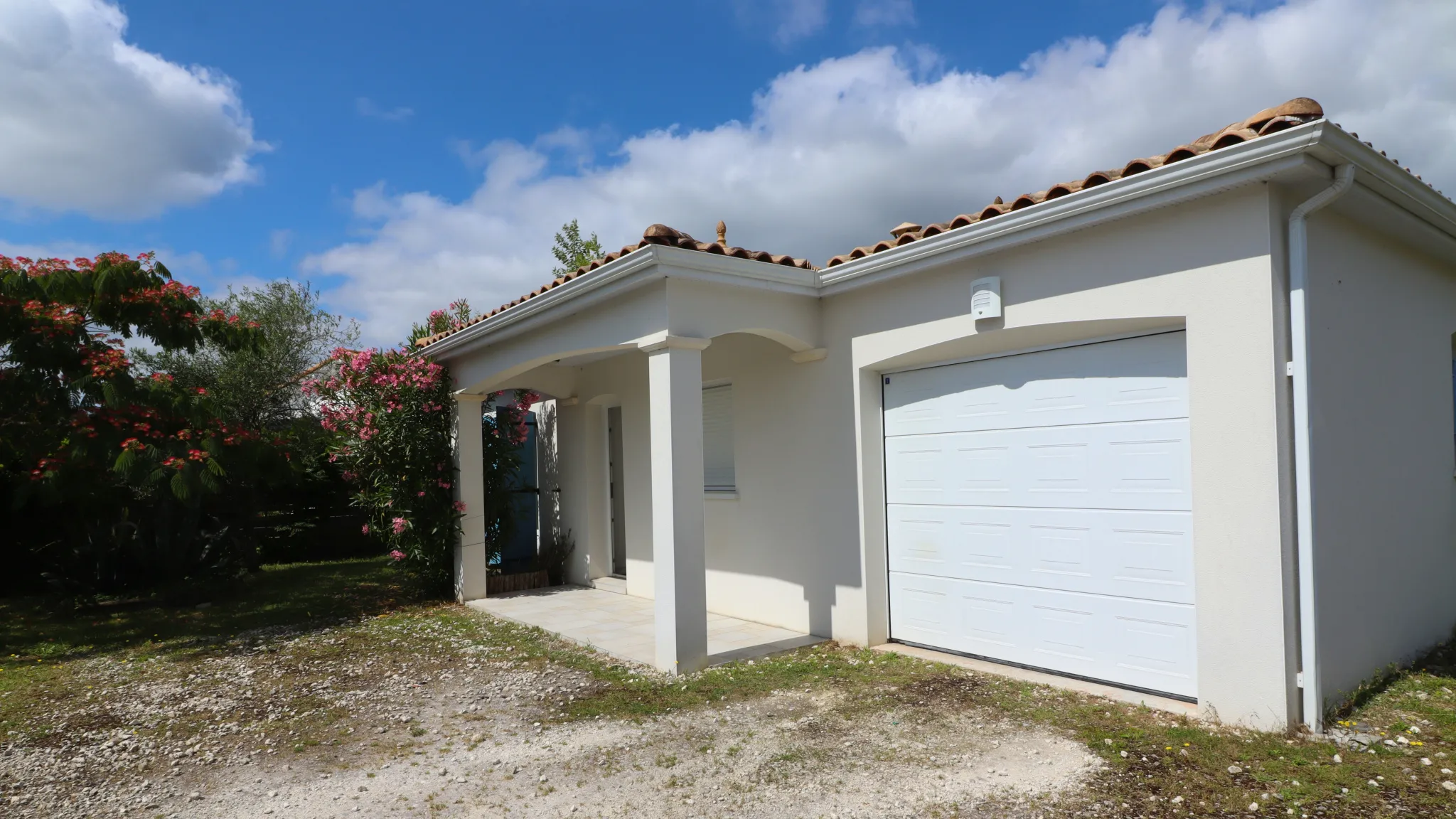 Maison de plain pied à Saujon avec jardin 